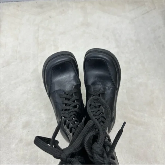 ⛔️SOLD⛔️Steve Madden Black Leather 90s Style Lace Up Platform Combat Moto Boots - Picture 9 of 10